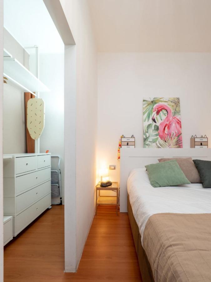 Navigli Apartment- Hosted By Sweetstay Apartment *
